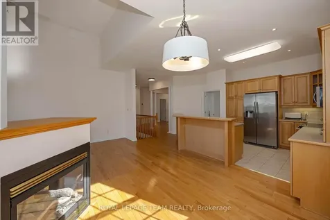 32 Silverthorn Court Ottawa ON K2J 4Y2