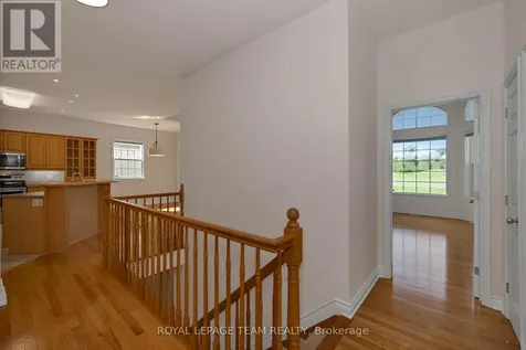 32 Silverthorn Court Ottawa ON K2J 4Y2