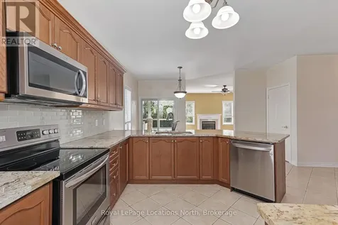 19 Kells Crescent Collingwood ON L9Y 0A8