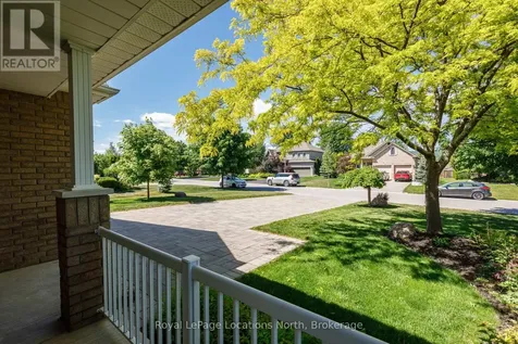 19 Kells Crescent Collingwood ON L9Y 0A8