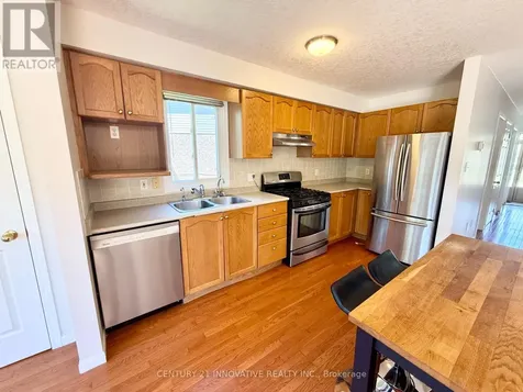 913 Windflower Place Kitchener ON N2E 4B3