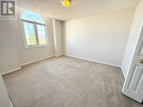 913 Windflower Place Kitchener ON N2E 4B3