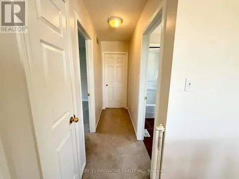 913 Windflower Place Kitchener ON N2E 4B3