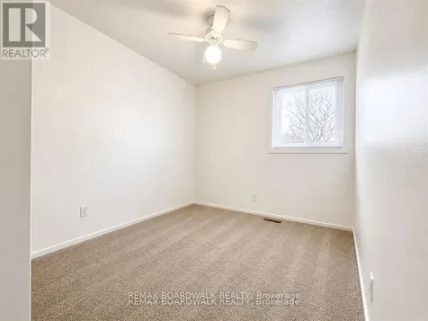 53J Sumac Street Ottawa ON K1J 7T7