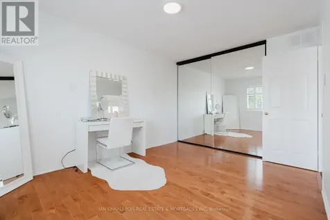 6020 Longleaf Drive Ottawa ON K1W 1J2