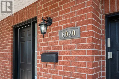 6020 Longleaf Drive Ottawa ON K1W 1J2