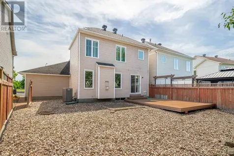 6020 Longleaf Drive Ottawa ON K1W 1J2