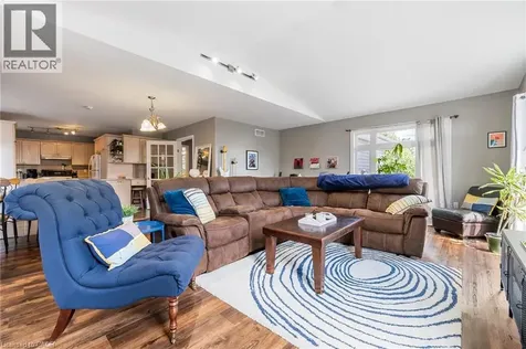 630 Drury Lane Burlington ON L7R 2X6