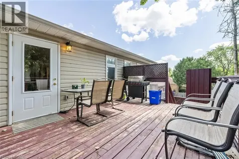 630 Drury Lane Burlington ON L7R 2X6
