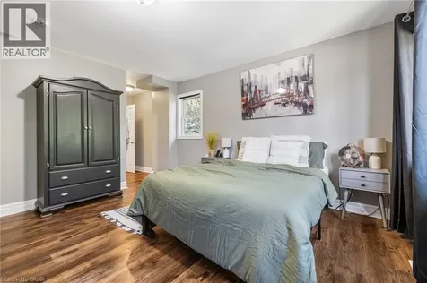 630 Drury Lane Burlington ON L7R 2X6