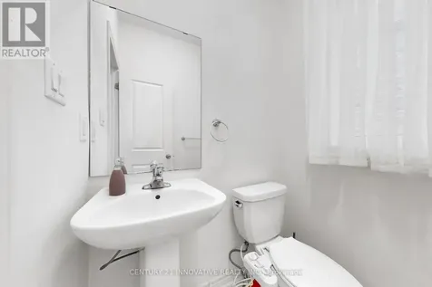 28 Conarty Crescent Whitby ON L1P 0L4