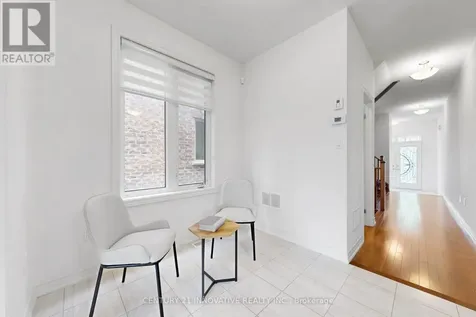 28 Conarty Crescent Whitby ON L1P 0L4