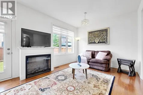 28 Conarty Crescent Whitby ON L1P 0L4