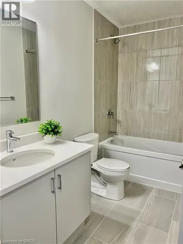 25 Isherwood Avenue Cambridge ON N1R 0E2