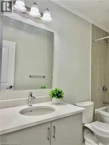 25 Isherwood Avenue Cambridge ON N1R 0E2