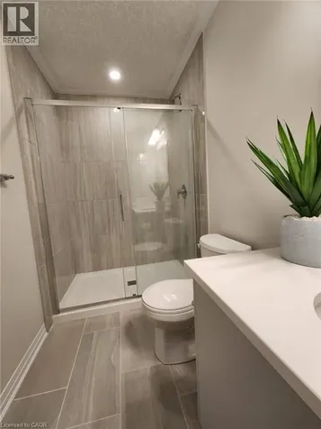25 Isherwood Avenue Cambridge ON N1R 0E2