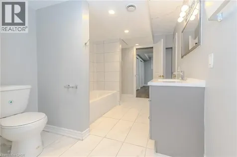 58 Beverly Street Cambridge ON N1R 3Z7
