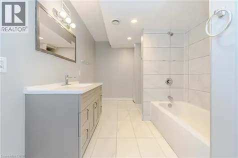 58 Beverly Street Cambridge ON N1R 3Z7