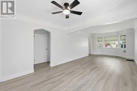 97 Tragina Avenue South Hamilton (bartonville) ON L8K 2Z4
