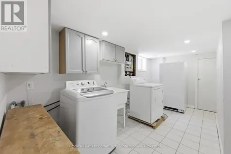 97 Tragina Avenue South Hamilton (bartonville) ON L8K 2Z4
