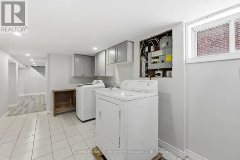 97 Tragina Avenue South Hamilton (bartonville) ON L8K 2Z4