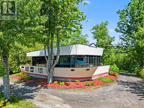 5066K Lorne Bridge Road Ottawa ON K4M 1B4