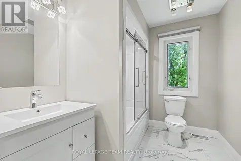 5066K Lorne Bridge Road Ottawa ON K4M 1B4