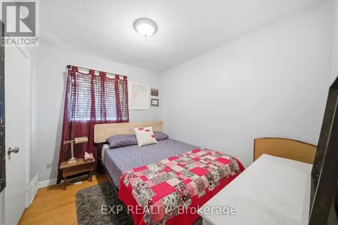 649 Westview Avenue Ottawa ON K1Z 6E3