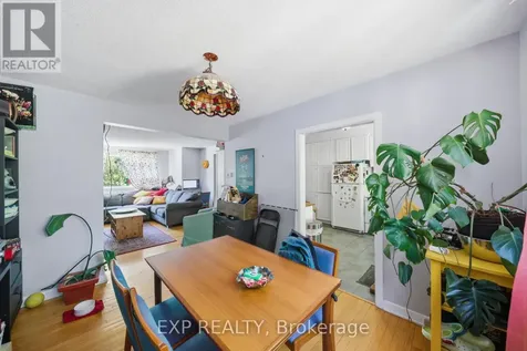 649 Westview Avenue Ottawa ON K1Z 6E3