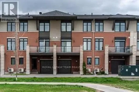 224 Chaperal Private Ottawa ON K2A 0Y2
