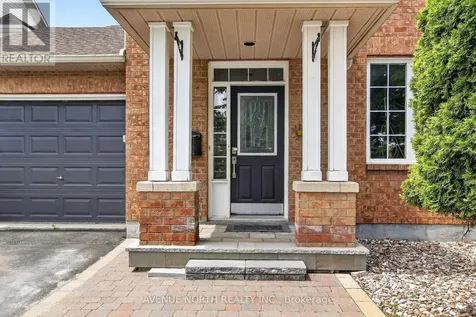 18 Castlemore Street Ottawa ON K2G 6N5