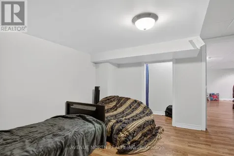 18 Castlemore Street Ottawa ON K2G 6N5
