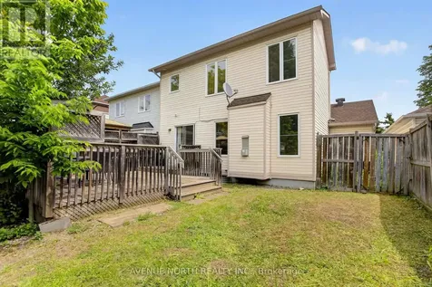 18 Castlemore Street Ottawa ON K2G 6N5