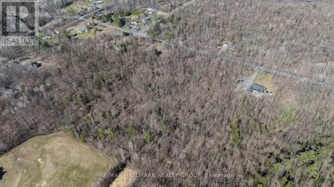 1962 Canaan Road Ottawa ON K4C 1J6