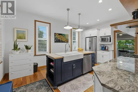125 Arthur Street Gananoque ON K7G 1B1