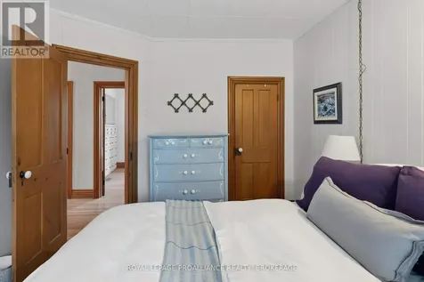 125 Arthur Street Gananoque ON K7G 1B1