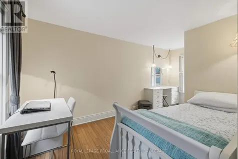 125 Arthur Street Gananoque ON K7G 1B1