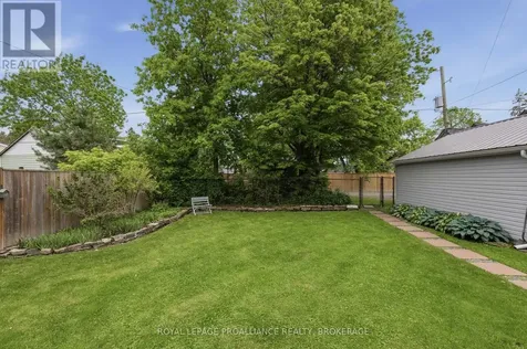 125 Arthur Street Gananoque ON K7G 1B1