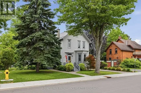 125 Arthur Street Gananoque ON K7G 1B1