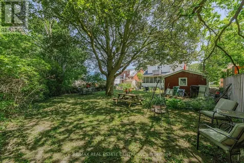 154 Bridgeport Road East Waterloo ON N2J 2K4