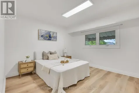 72 Pinemeadow Crescent Waterloo ON N2T 1A7