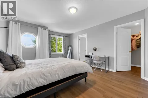 7 Southside Place Hamilton ON L9C 7W6