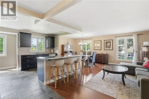 2 Loring Crescent Stoney Creek ON L8E 3X3