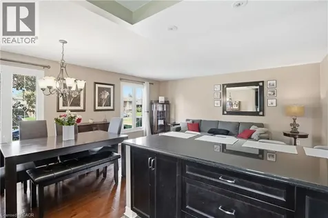 2 Loring Crescent Stoney Creek ON L8E 3X3