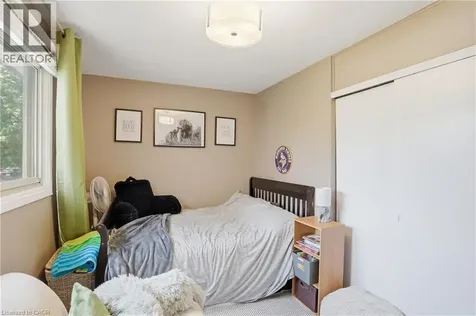 2 Loring Crescent Stoney Creek ON L8E 3X3