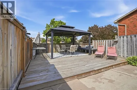 2 Loring Crescent Stoney Creek ON L8E 3X3