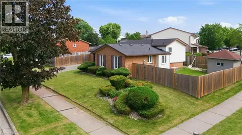 2 Loring Crescent Stoney Creek ON L8E 3X3