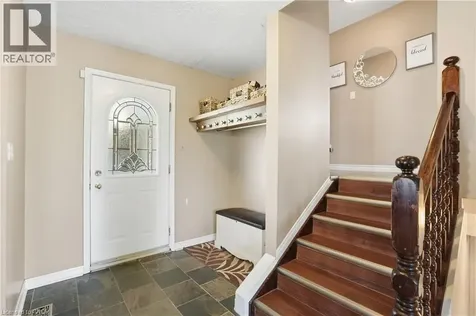 2 Loring Crescent Stoney Creek ON L8E 3X3