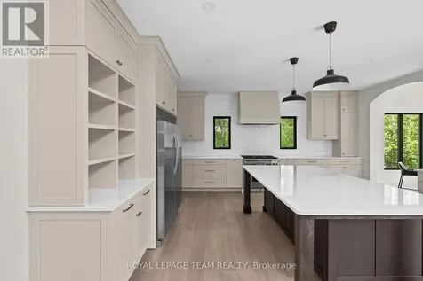 148 Lake Trail Road Ottawa ON K1S 1N4