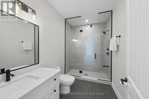 148 Lake Trail Road Ottawa ON K1S 1N4